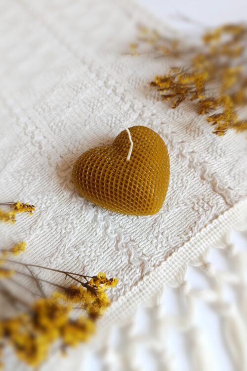 Świeca z naturalnego wosku pszczelego Serce