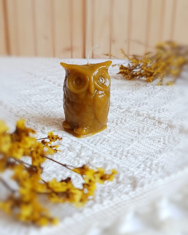 Świeca z naturalnego wosku pszczelego Sowa