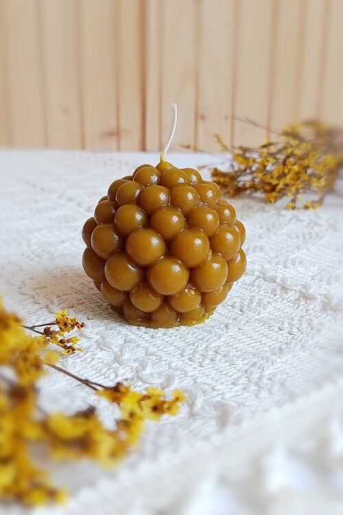 Świeca z naturalnego wosku pszczelego Kulka