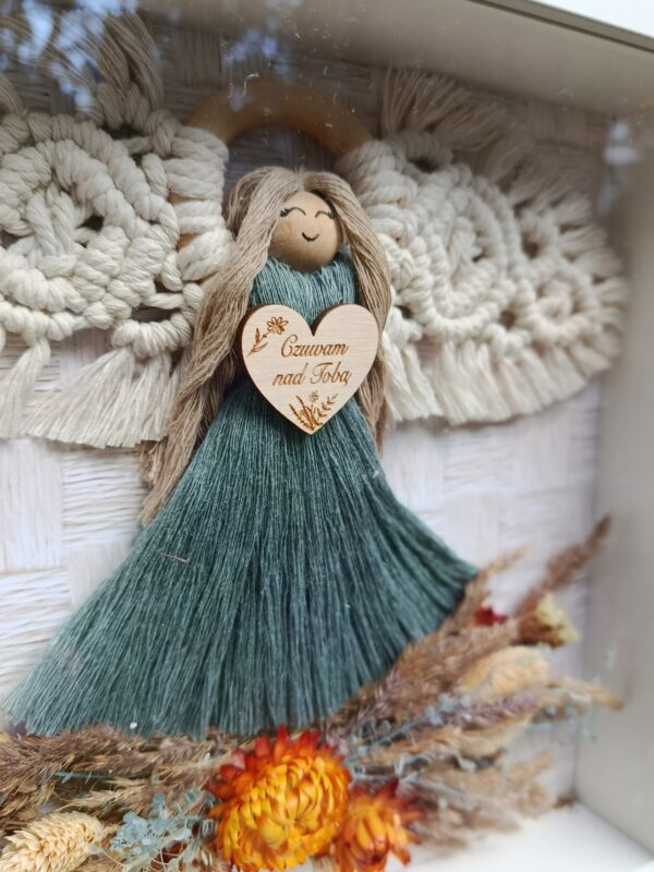 Makramowy Anioł Stróż w ramce - Rustykalny