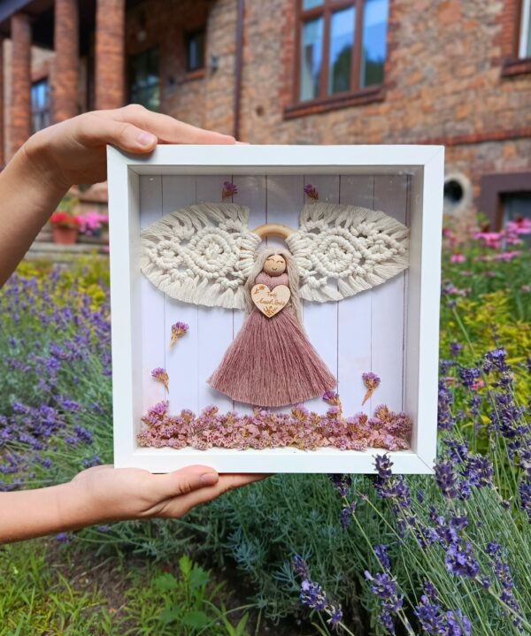 Makramowy Anioł Stróż w ramce - Wrzosowy