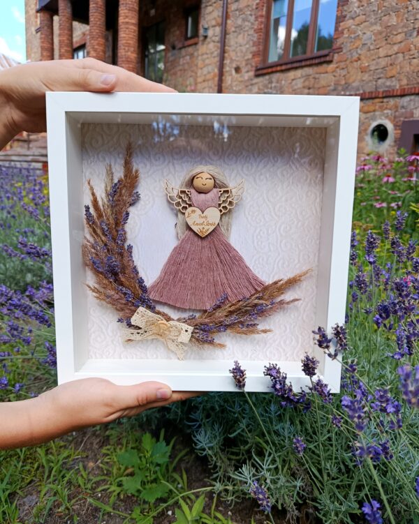 Makramowy Anioł Stróż w ramce - Lawendowy