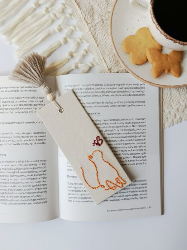 Haftowana zakładka do książki - Kotek