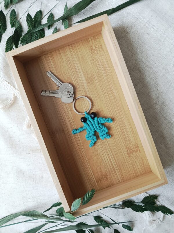 Makramowy brelok ręcznie robiony - Żabka