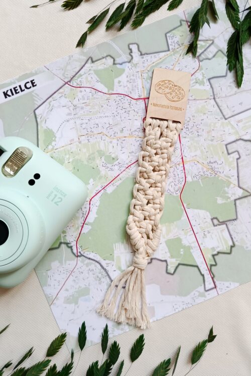 Zakładka do książki z makramy - Pietraszkowe Ciasteczka