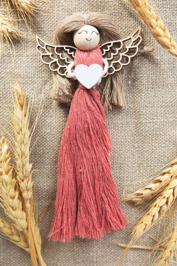 Aniołek z makramy