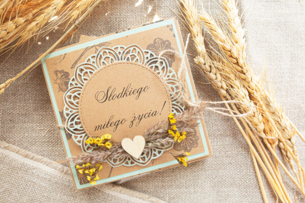 Pudełko z pietraszkowym ciastkiem - wzór 4