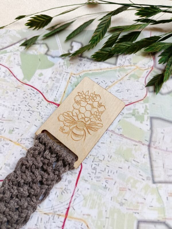 Zakładka do książki z makramy - Pietraszkowa Pasieka I