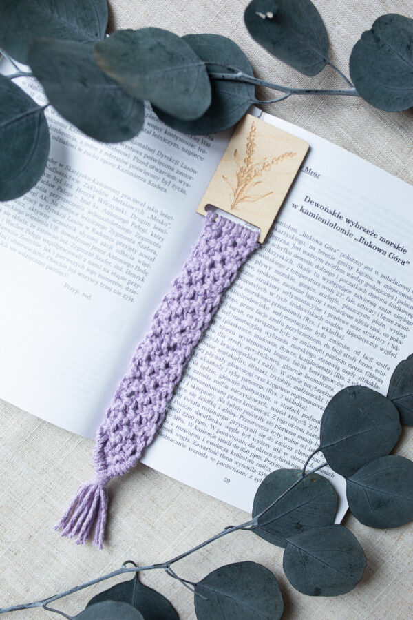 _K5D7564 Zakładka do książki z makramy Lawenda