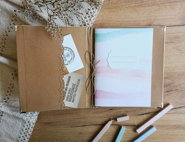 Okładka do notesu ręcznie haftowana 01